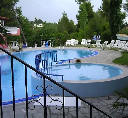 Szálloda Kassandra Bay Village