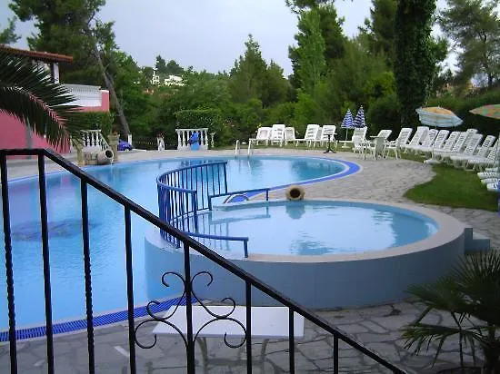 Hotel Kassandra Bay Village