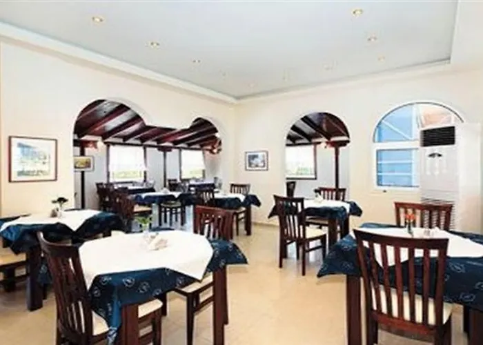 Kassandra Bay Village 3*