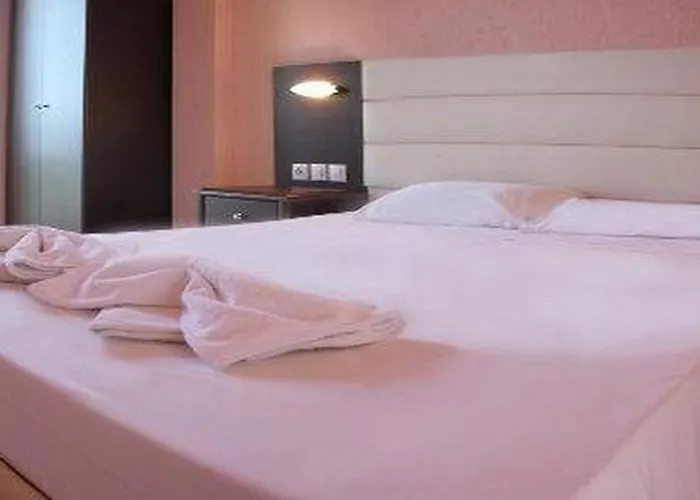 Kassandra Bay Village Otel